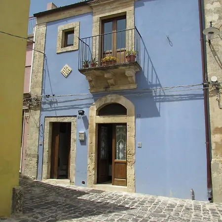 度假居 Dimora Il Balcone Barocco *